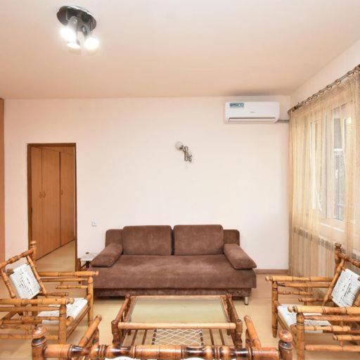 Rent Inn Yerevan On Sakharov Square Exteriör bild