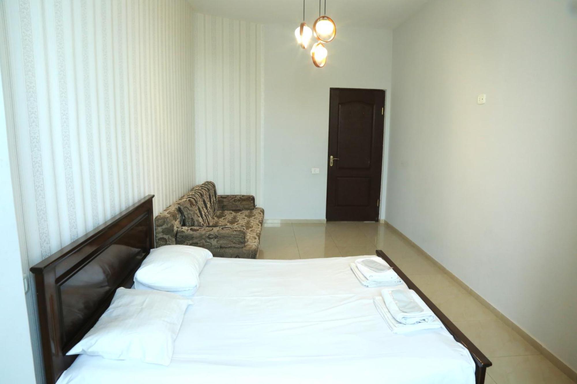 Rent Inn Yerevan On Sakharov Square Exteriör bild