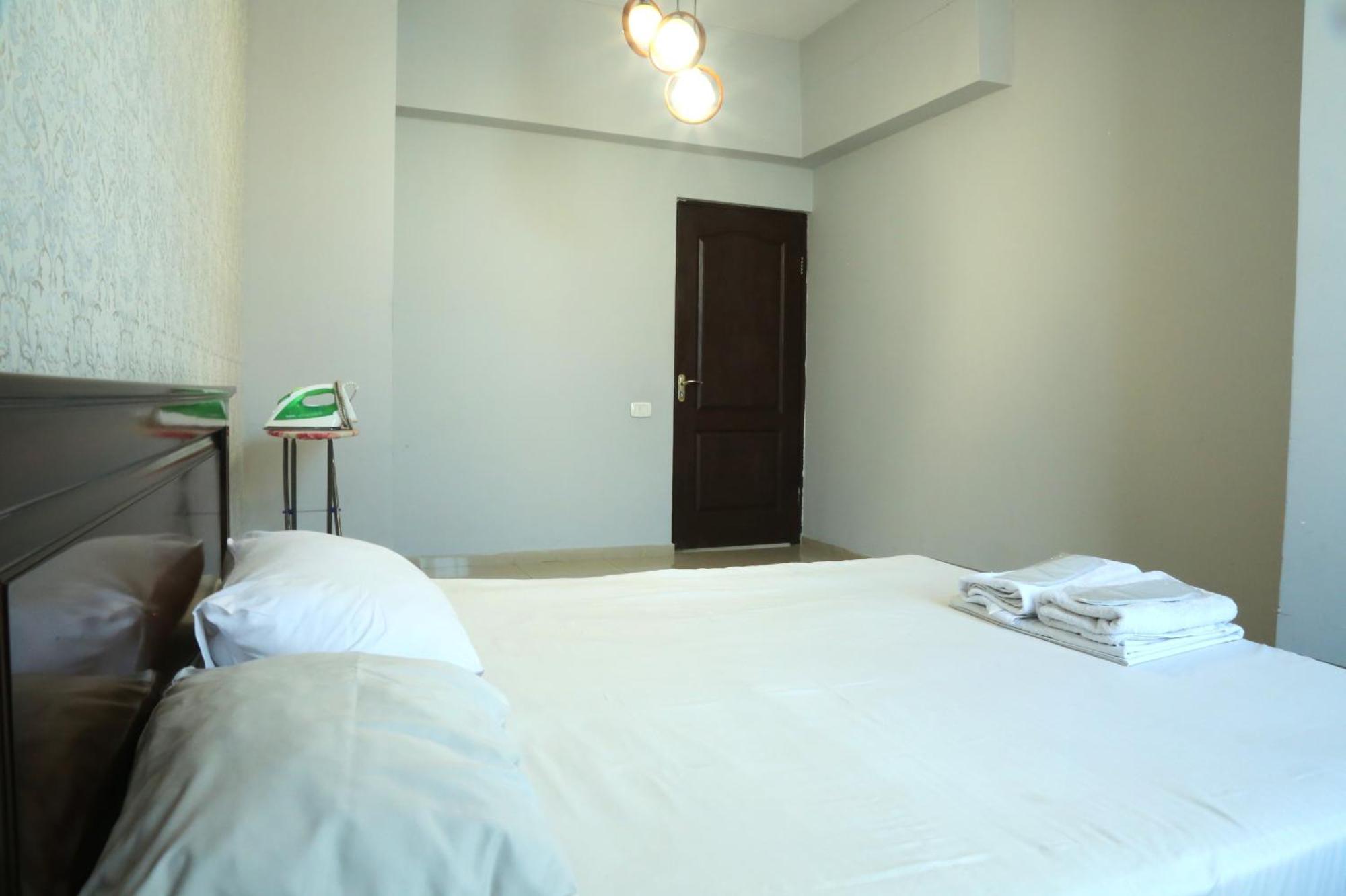 Rent Inn Yerevan On Sakharov Square Exteriör bild