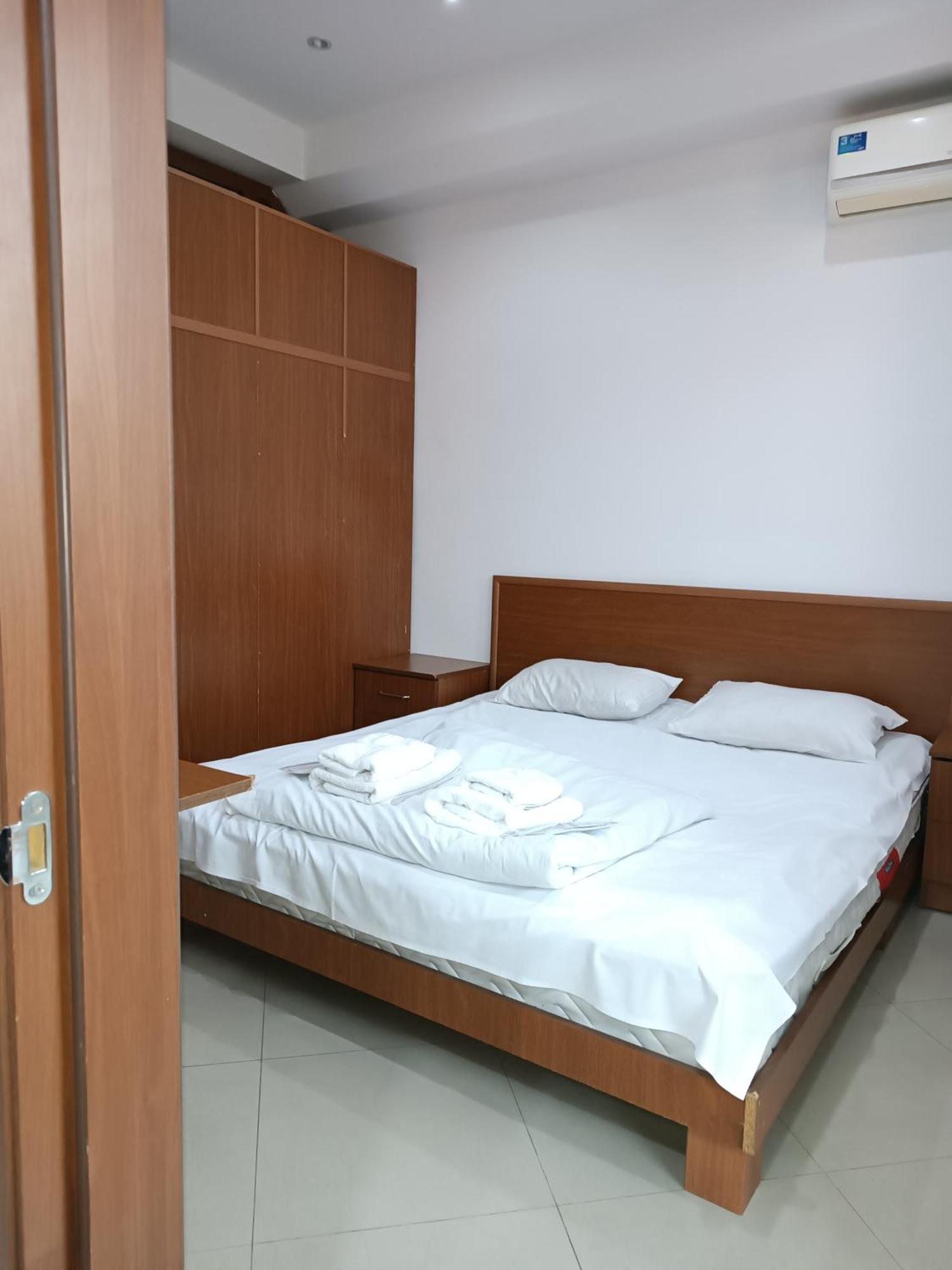 Rent Inn Yerevan On Sakharov Square Exteriör bild